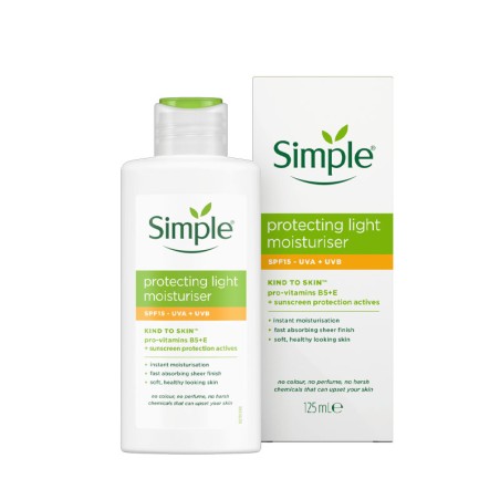 کرم مرطوب‌کننده سیمپل SPF15 مدل Light حجم 125 میل